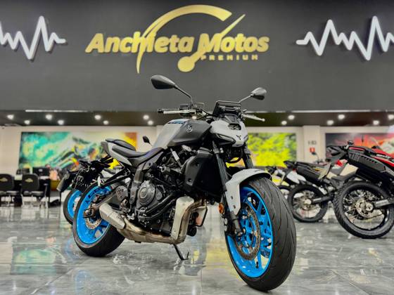 YAMAHA MT-07 CONNECTED ABS YAMAHA MT-07 CONNECTED ABS
